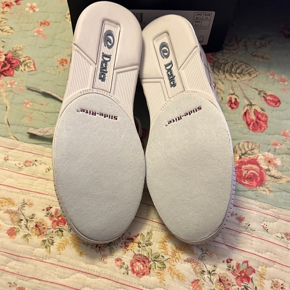 Dexter Women's Plaid bowling shoes - Picture 3 of 5